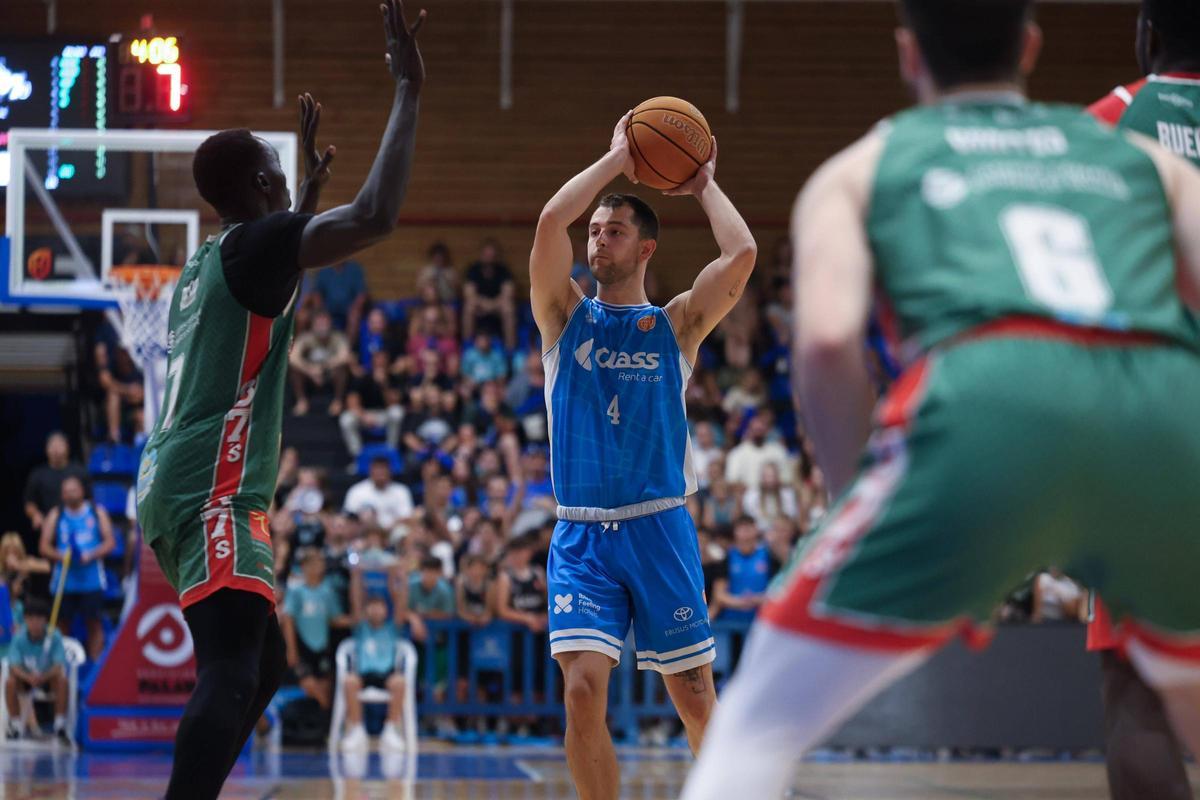 Mira todas las imágenes del partido entre el Class Bàsquet Sant Antoni y el Insolac Caja 87