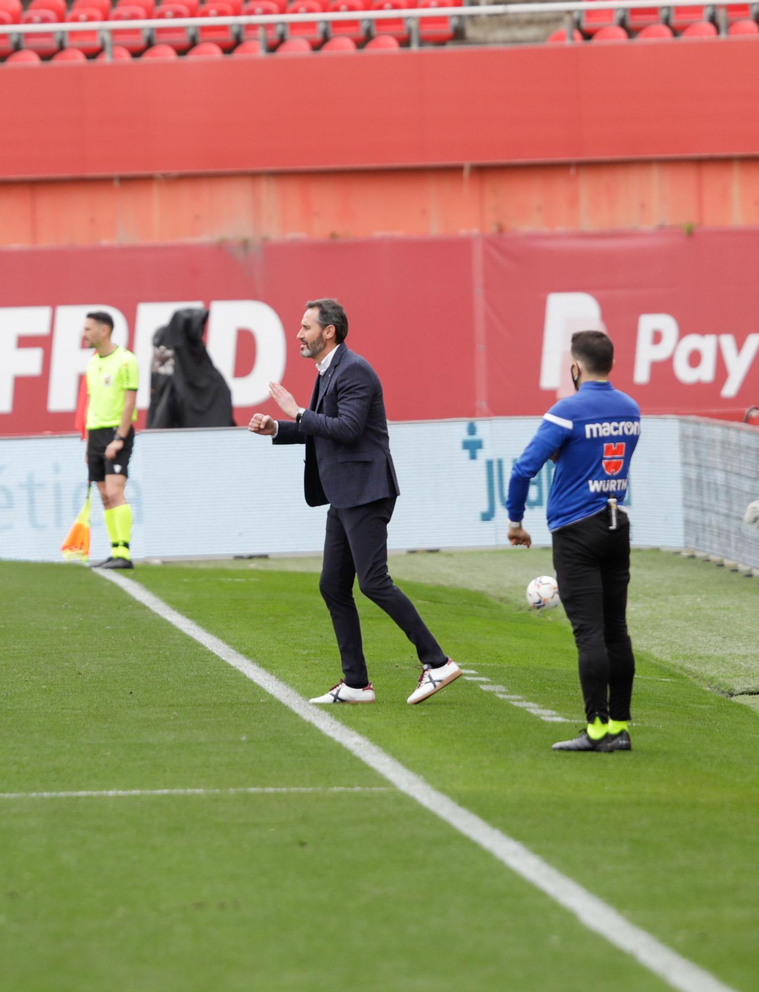 El Mallorca perdona al Espanyol y pierde