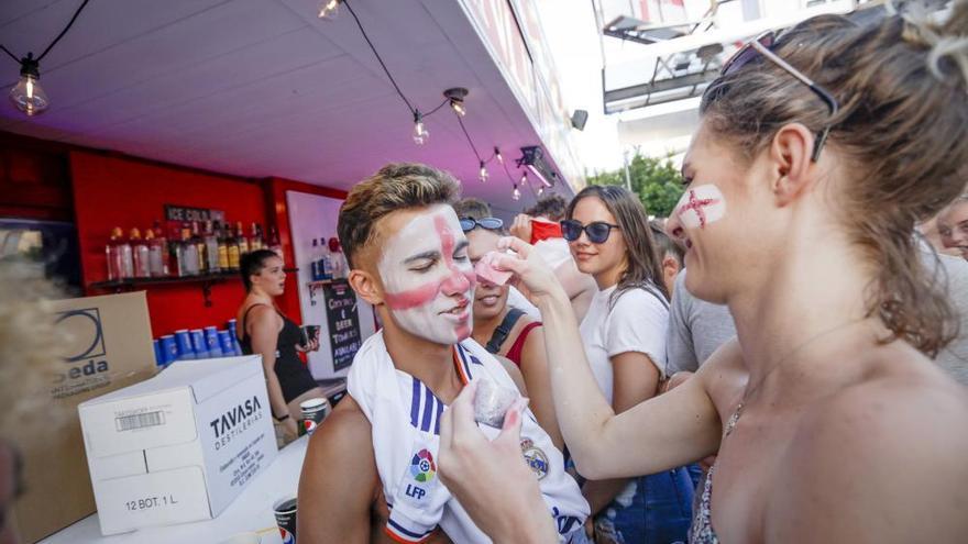 Croacia chafa la fiesta inglesa en Magaluf