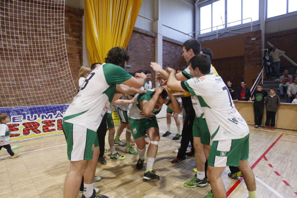 El Bordils doblega el Zamora en l''últim partit a casa el dia del comiat de David Masmiquel