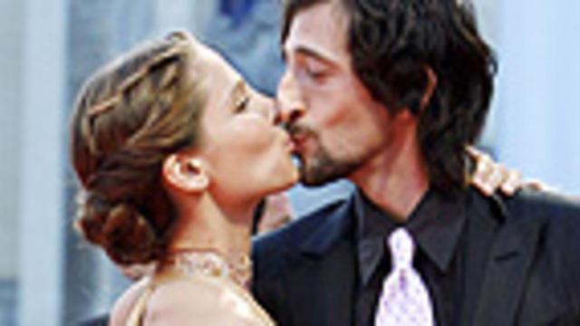 Elsa Pataky y Adrien Brody.