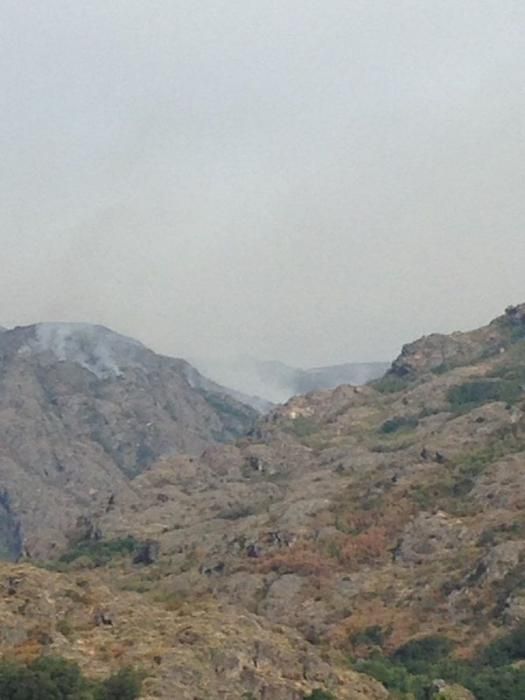 Incendio en el cañón del Tera