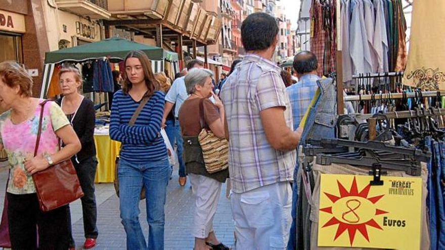 El comerç de la Seu aprofita la festa a Andorra per treure les botigues al carrer