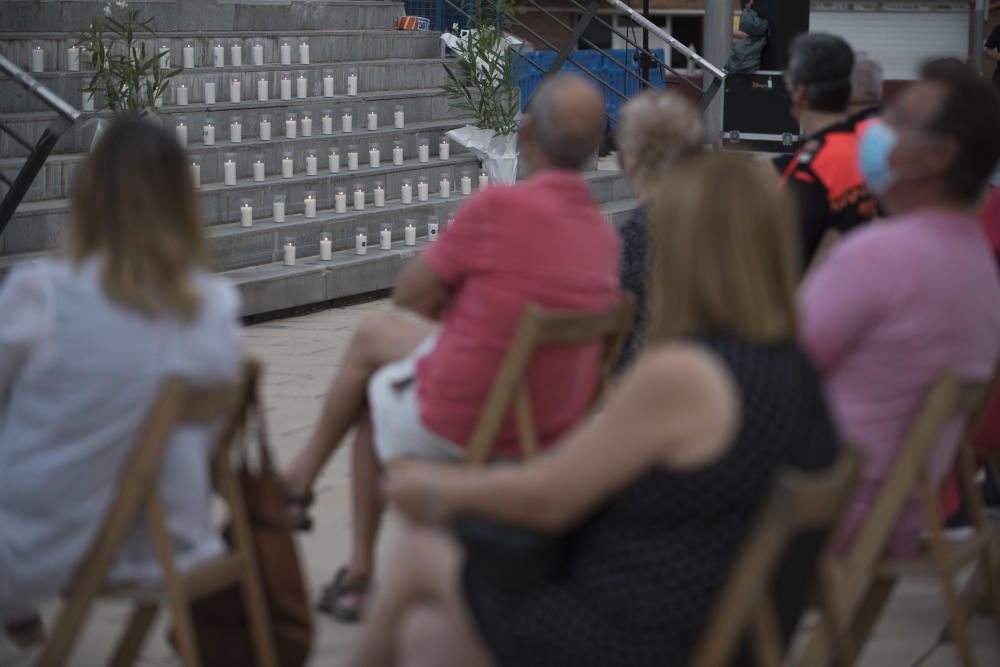 Homenatge a les 33 persones mortes per covid a Sant Joan