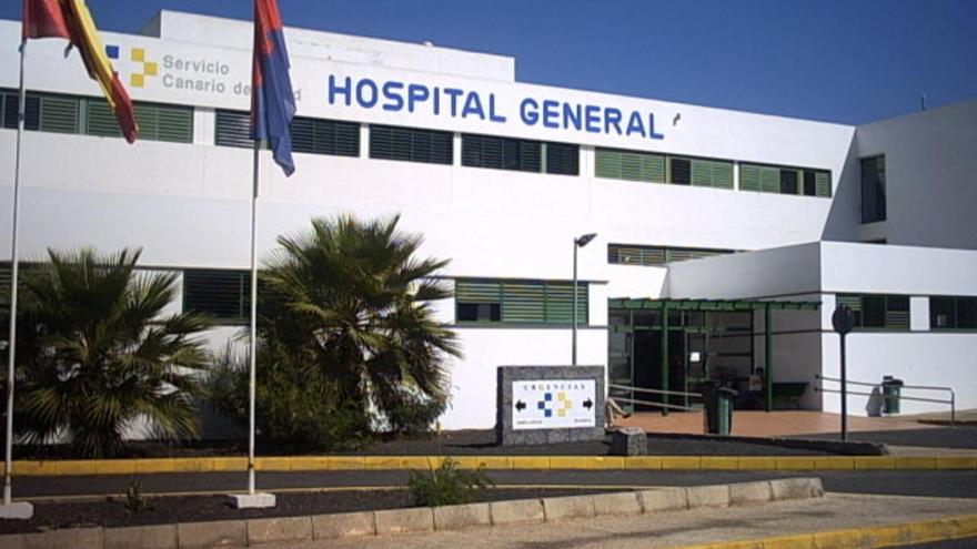 Lanzarote abre otras diez camas para los enfermos más críticos