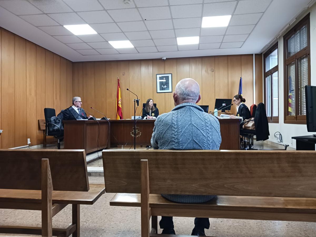 El empresario acusado, Miguel Pascual Bibiloni, durante el juicio celebrado hace un año en Palma.