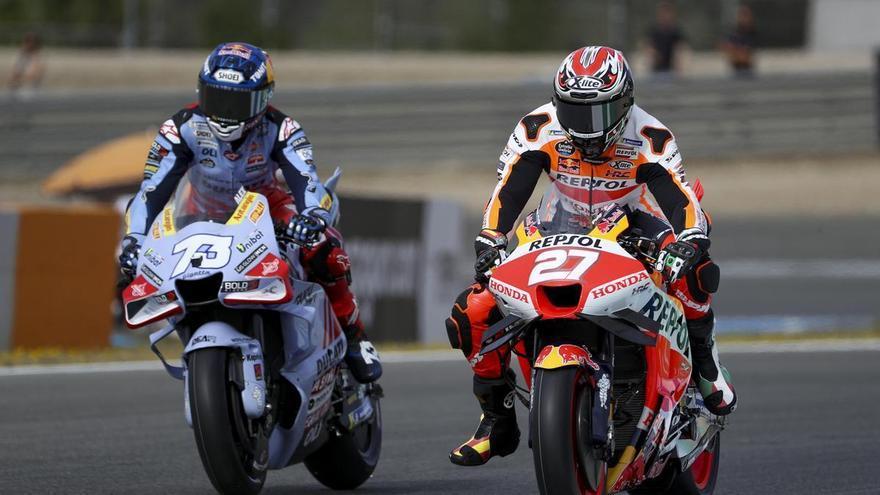 Caída de Iker Lecuona y bandera roja en su estreno con la Honda de Marc Márquez