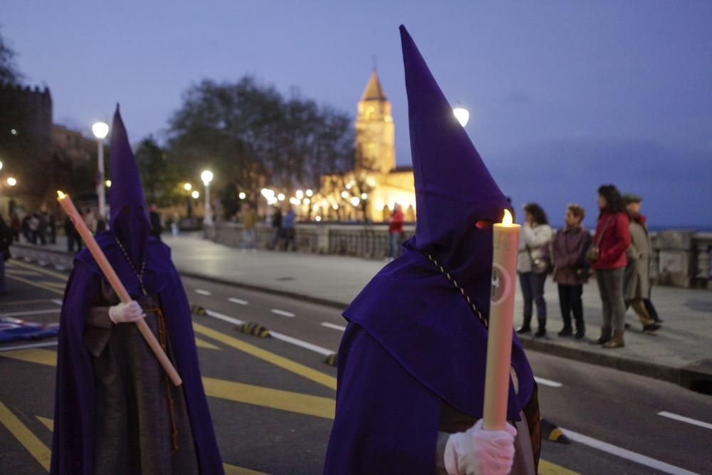 Procesión de las lágrimas de San Lorenzo en Gijón