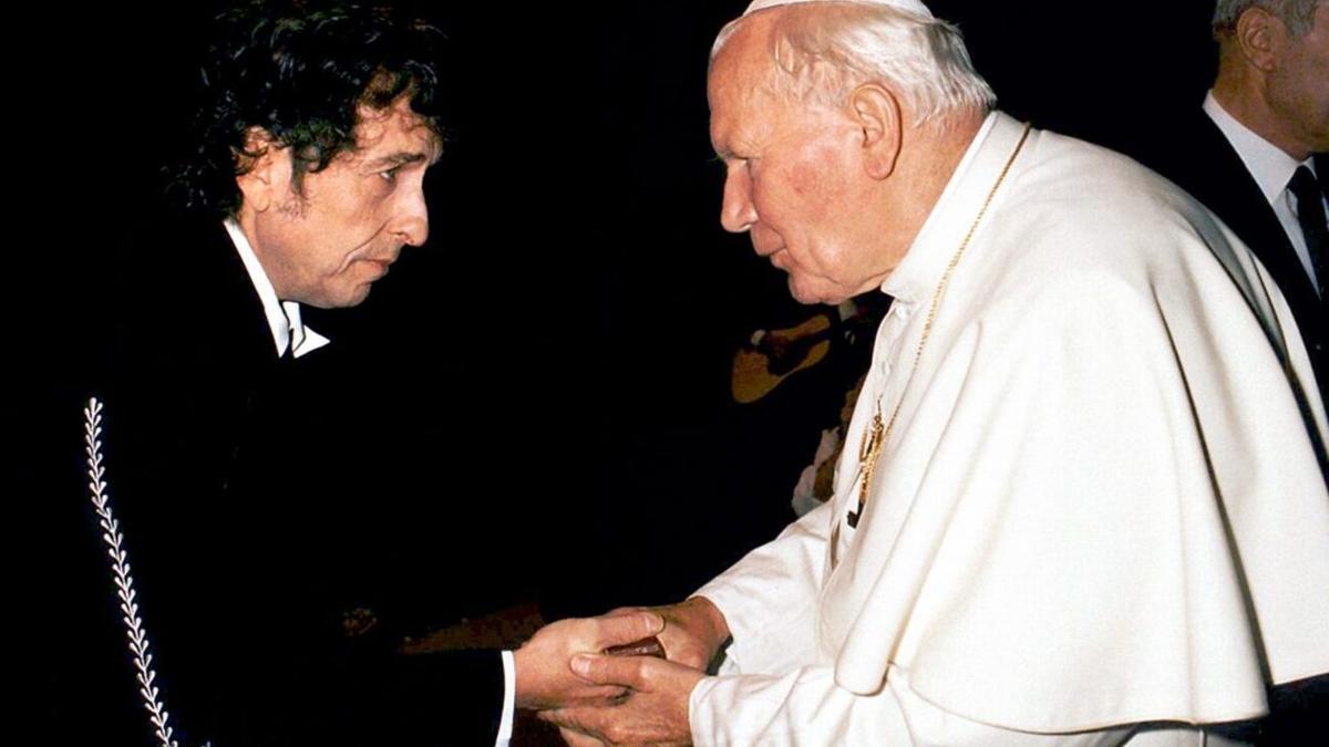 Bob Dylan y Juan Pablo II.