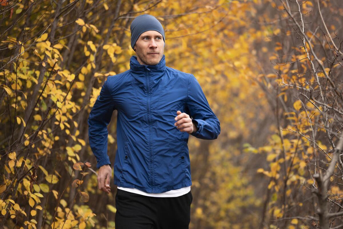 Los artículos que necesitas para hacer deporte este invierno sin helarte del frío