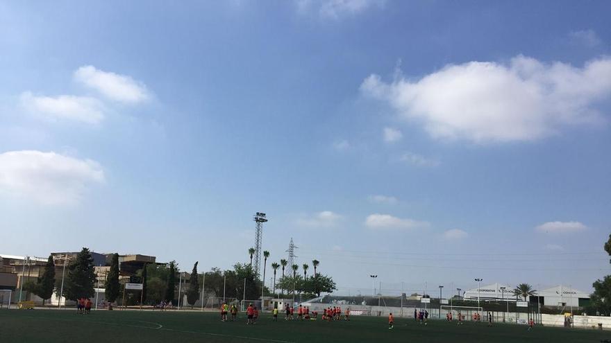 Una madre ve discriminación al negarse el Benifaió a dejar jugar a su hijo con un soplo cardíaco