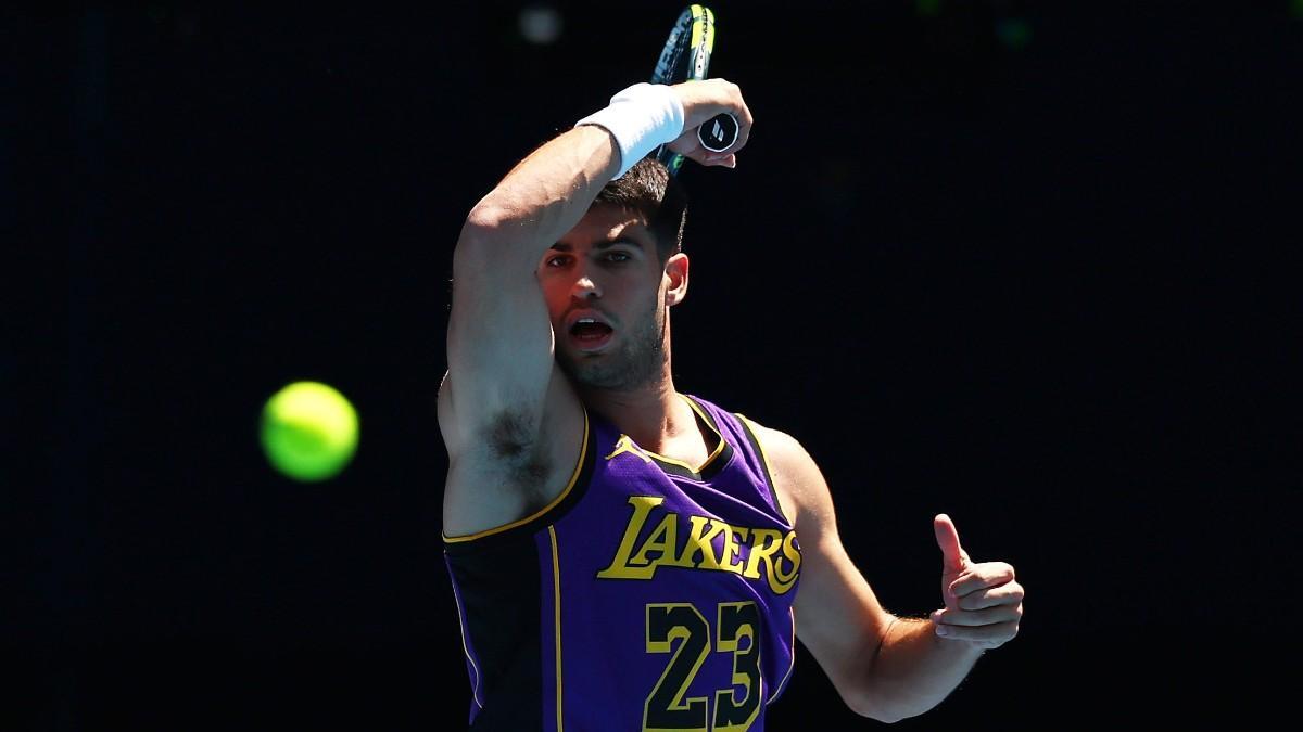 Carlos Alcaraz, durante el entrenamiento en Melbourne