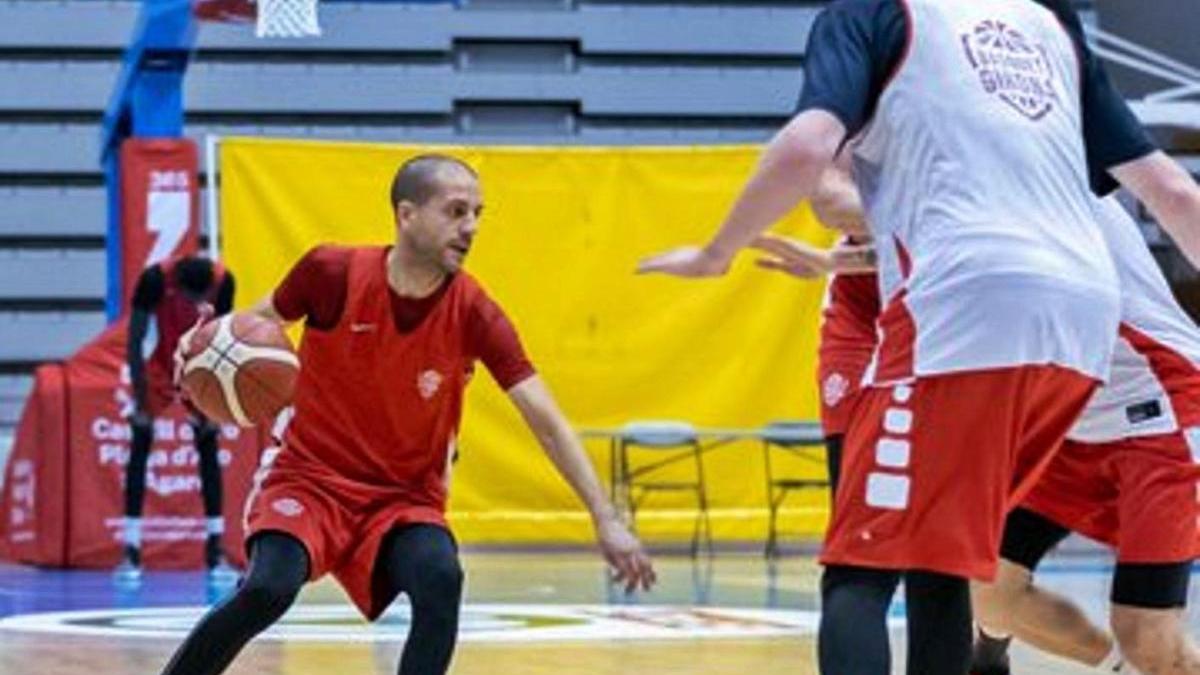 Albert Sàbat durant l&#039;entrenament de divendres a Fontajau.