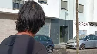 Evacuados al hospital dos niños y un joven de 20 años tras el incendio de una vivienda en Córdoba