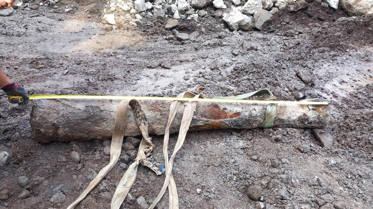 Cañón encontrado en las obras que se llevan a cabo en el edificio anexo al Palacio Insular.
