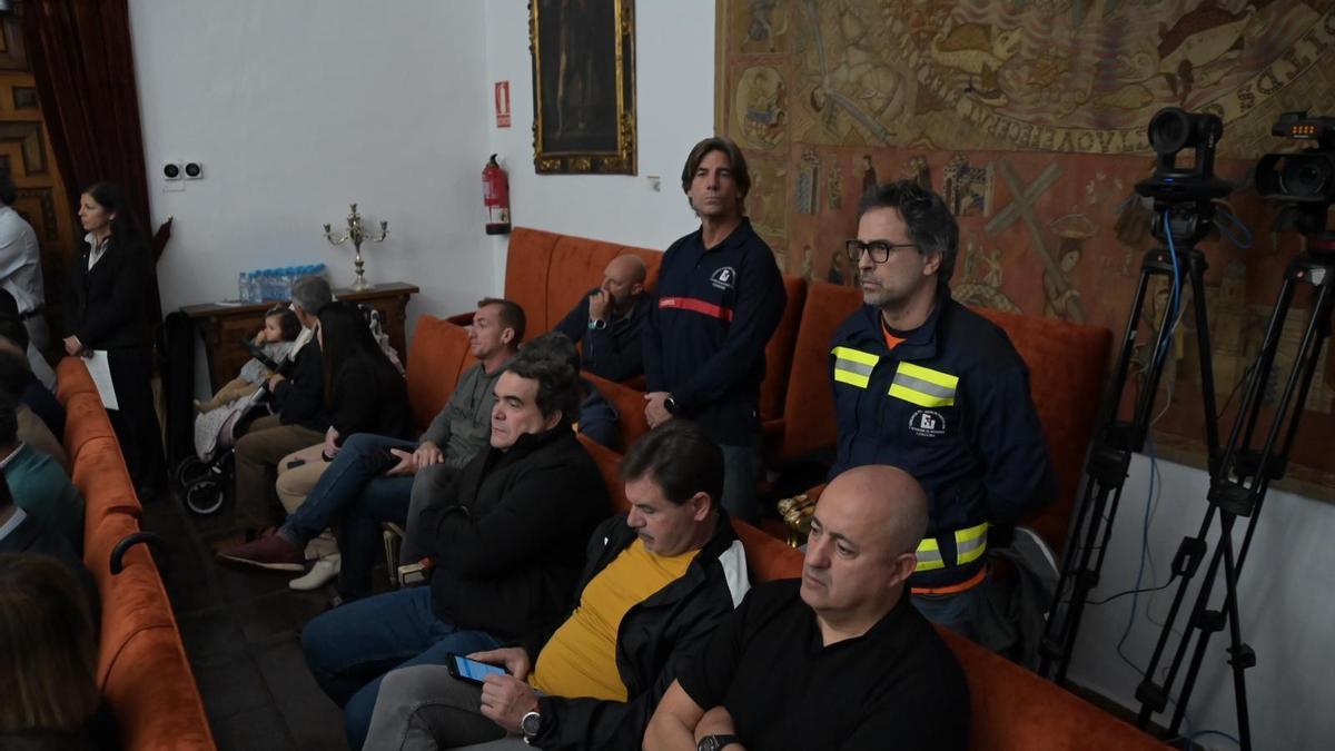 Los bomberos del Consorcio han vuelto a estar presentes en el Pleno.