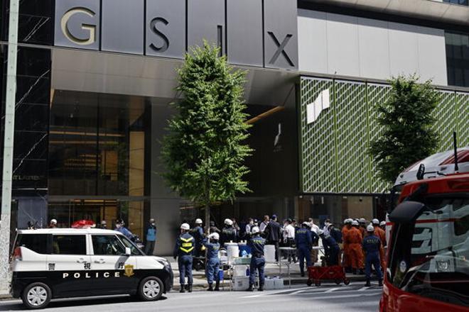 Al menos 20 heridos tras la exposición a un aerosol desconocido en un centro comercial de Tokio