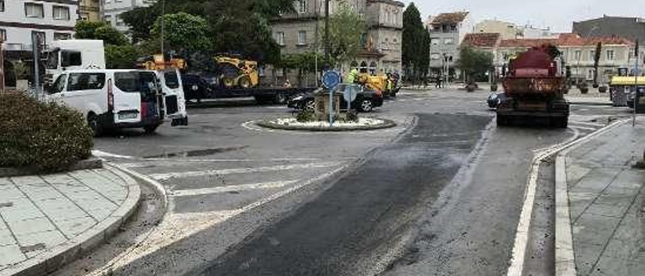 La confluencia de la Rúa da Praza con O Corgo, ayer. // Muñiz