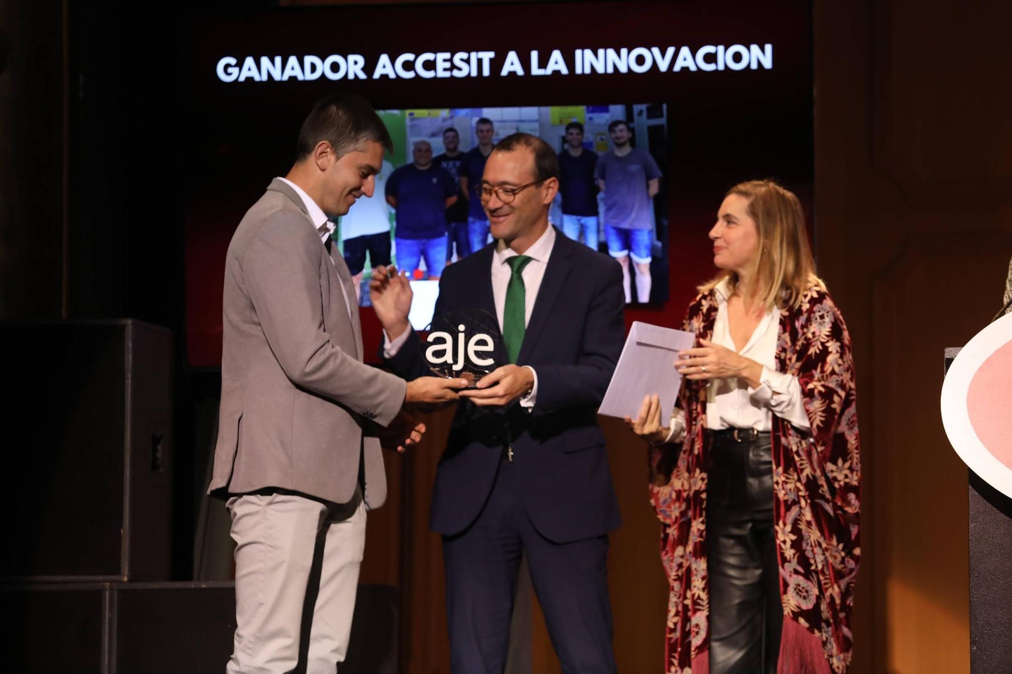 EN IMÁGENES: Así fue la entrega de premios de la Asociación Jóvenes Empresarios en el Filarmónica