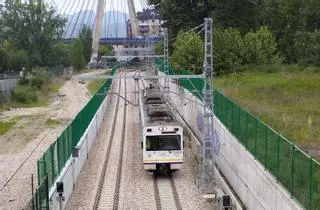 El soterramiento de Langreo, que entrará en servicio en junio, traerá más trenes y recortes en el viaje de hasta 22 minutos