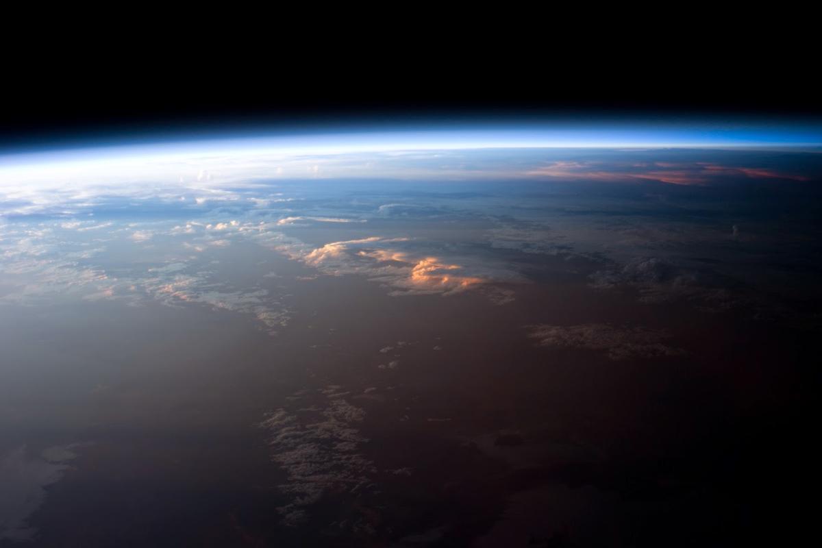 L’atmosfera de la Terra s’ha encongit 342 metres en 20 anys pel CO<sub>2</sub>