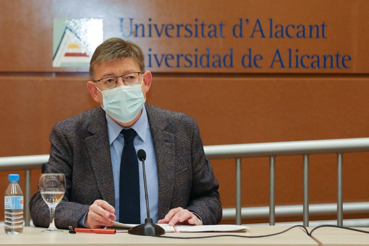 Puig interviene en la Universidad de Alicante.