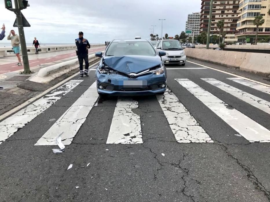 Aparatoso accidente en la Avenida Marítima (24/05/18)