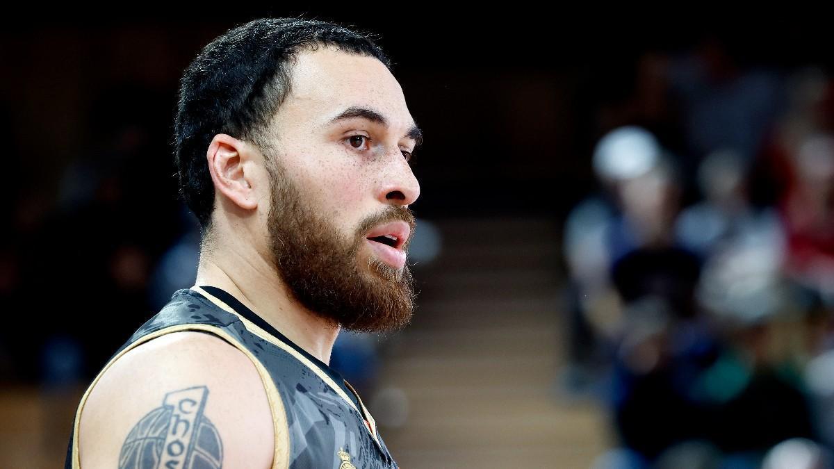 Así se las gasta Mike James en la Euroliga