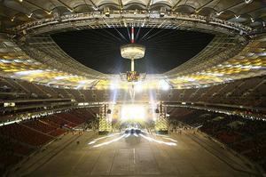 L’Estadi nacional de Varsòvia, amb capacitat per a 55.000 espectadors, és un dels quatre estadis de futbol construït a Polònia per a l’Eurocopa 2012. El recinte ha costat una inversió de 500 milions d’euros.