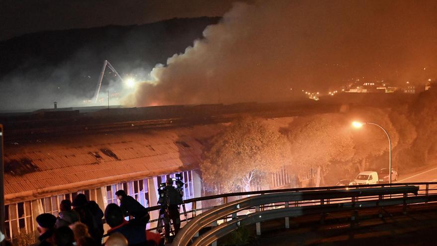 La Fiscalía abre una investigación por el incendio de Pontesa, en Pontevedra, en el que murió un trabajador
