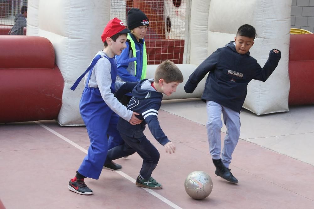 El futbol navarclí obre els actes del Centenari. Acte Centenari CF Navarcles. Jornada esportiva matinal