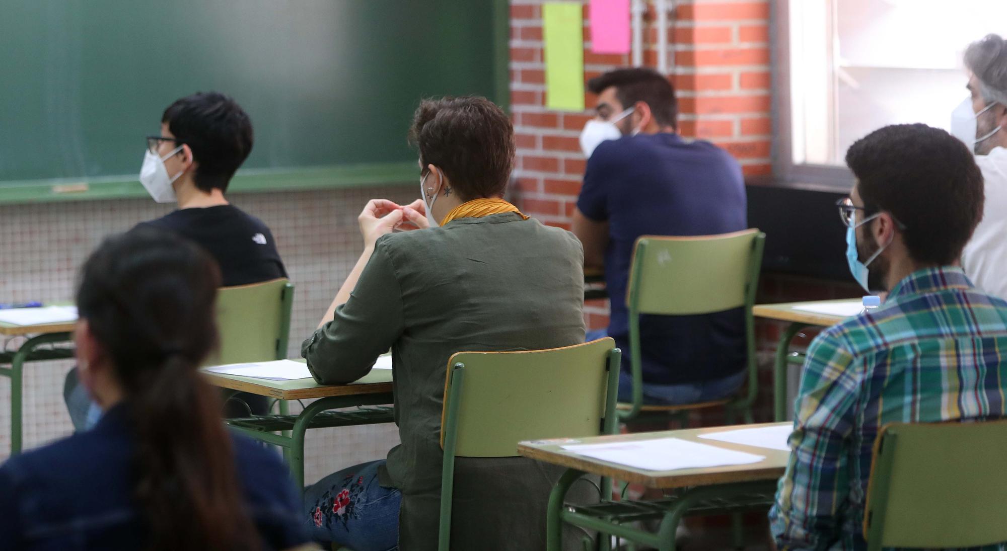 Así ha sido el examen de oposiciones a maestros de secundaria en el IES de Benicalap