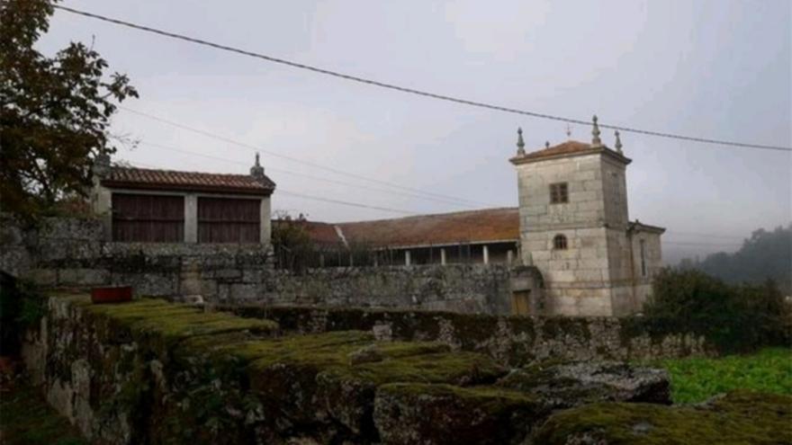 Vista del pazo de Noalla