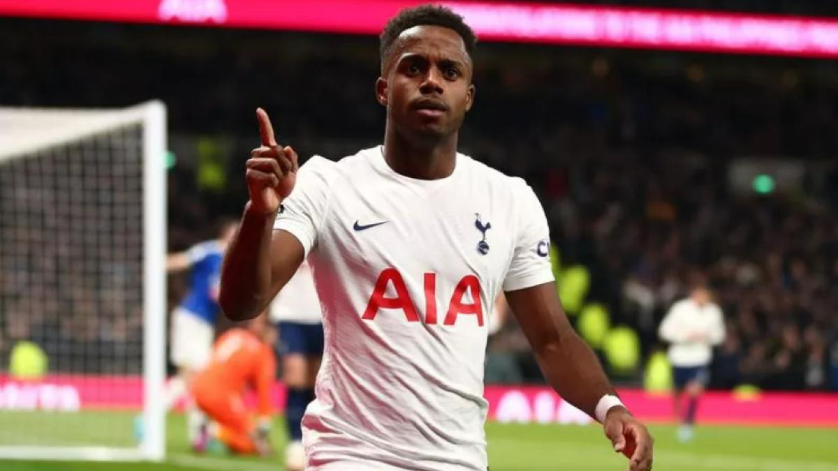 Ryan Sessegnon, lateral izquierdo del Tottenham Hotspur