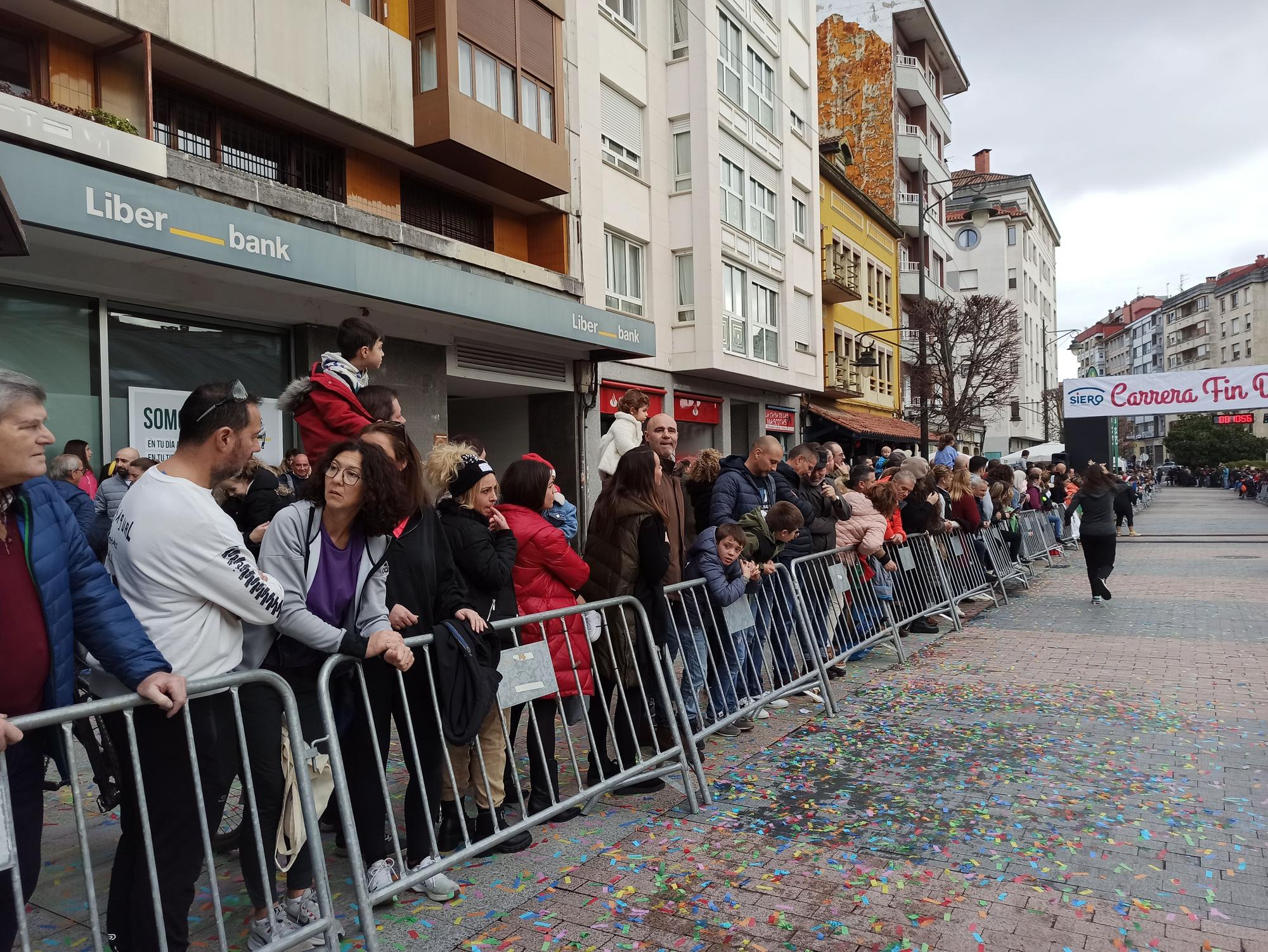 Casi 1.500 participantes disputan la carrera de Fin de Año de Pola de Siero