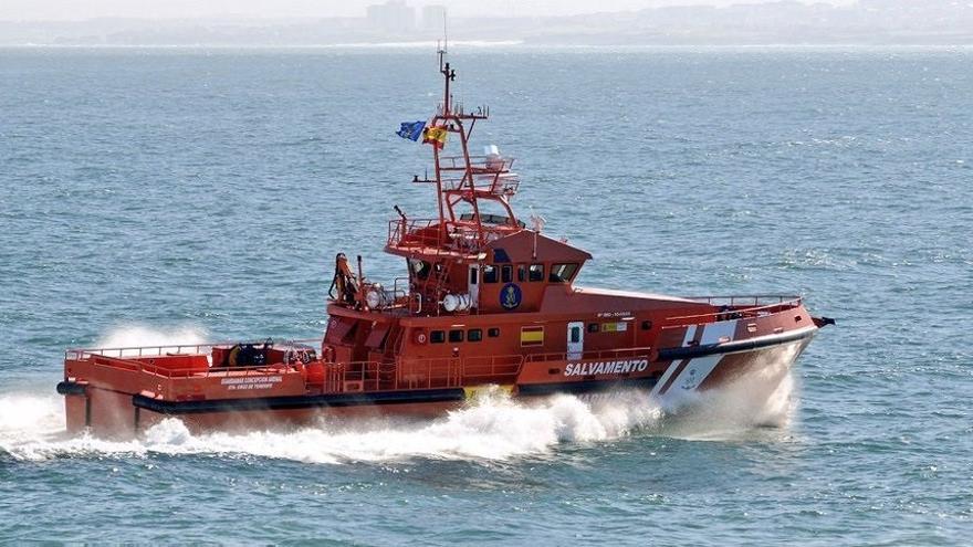Salvamento Marítimo rescata en las últimas horas cinco pateras en Canarias con 264 migrantes
