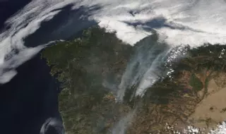 Catástrofe desde el espacio: del verde a una pira en 8 días