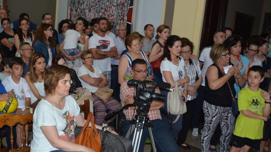 Padres de jumilla y Cieza protestan por el cierre de aulas de tres años en dos colegios