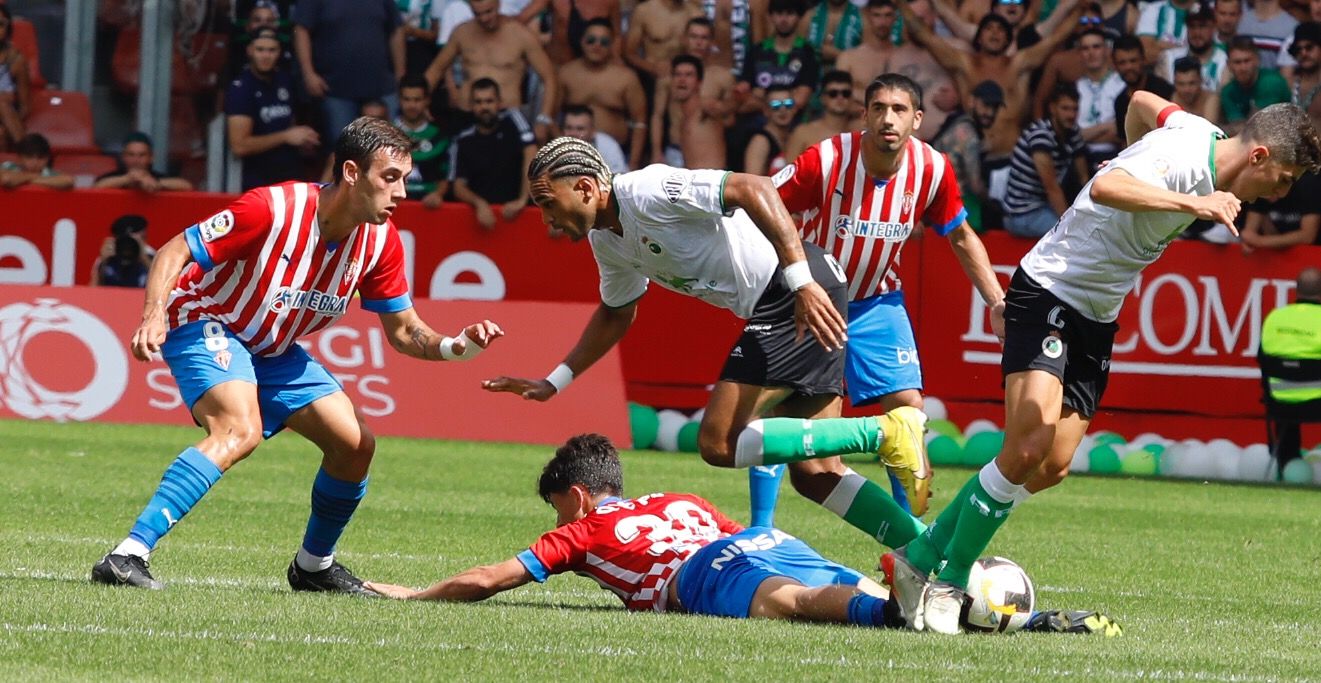 En imágenes: así fue la derrota de los rojiblancos ante el Racing