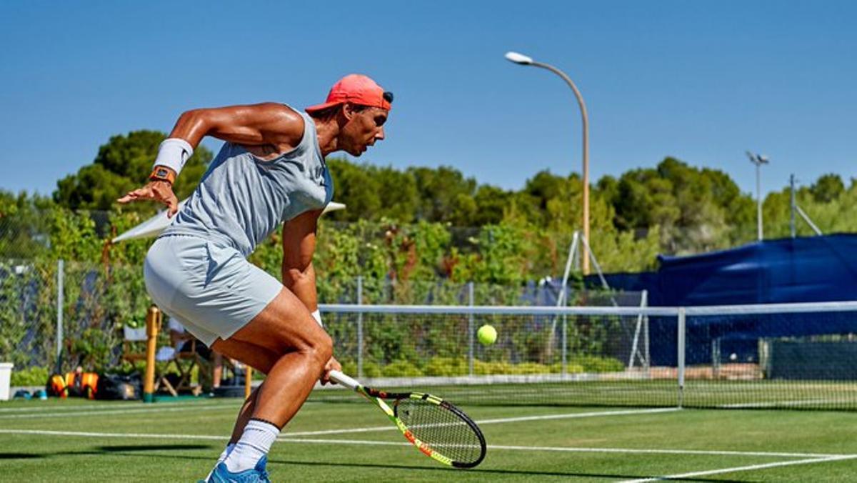 Nadal es prova per primera vegada sobre herba de cara a Wimbledon