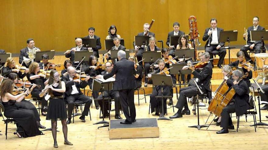 La Real Filharomonía de Galicia ofrecerá un concierto el viernes en el Auditorio de Galicia. // RFG