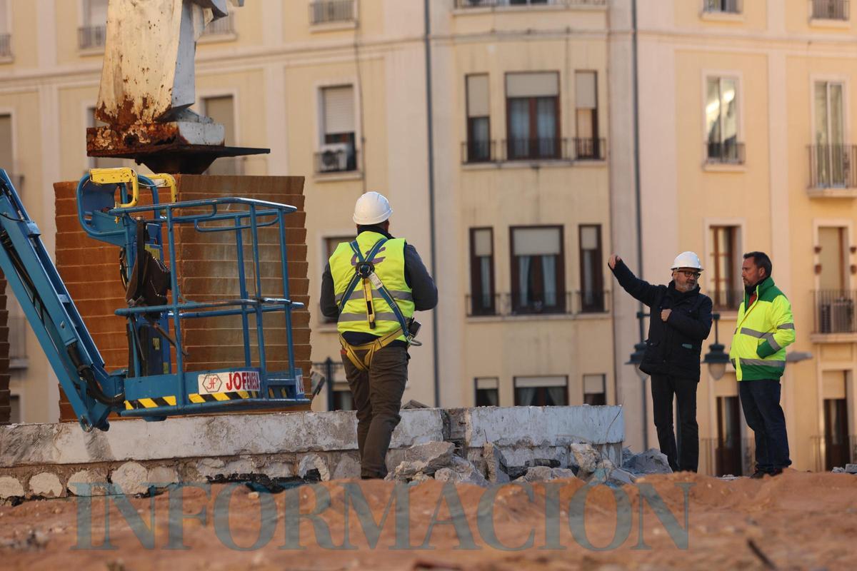 Retiran la imagen de San Jorge de la Rosaleda de Alcoy