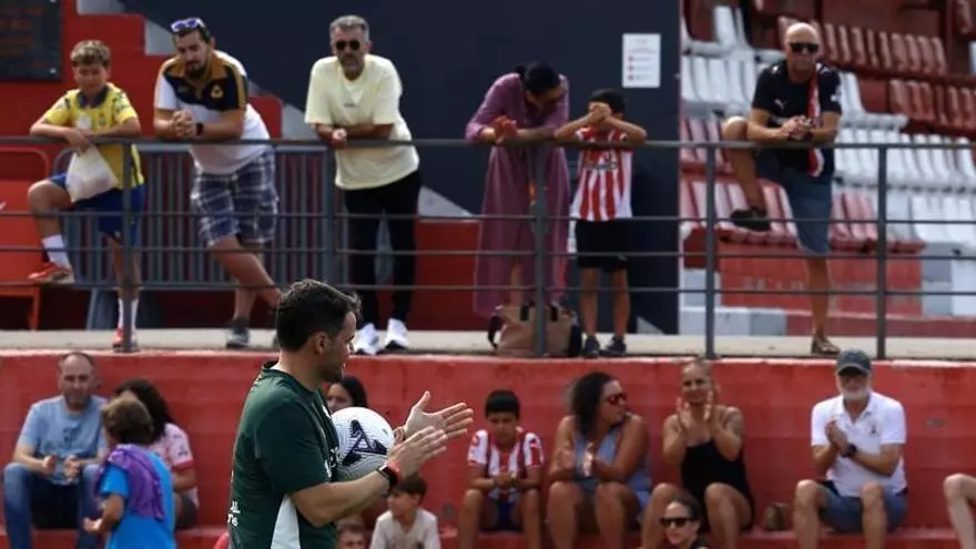 Así fue el estreno de Nicolás Larcamón como entrenador en Mareo: "Debemos tener la iniciativa de comunicarnos, parece una ‘boludez’ pero no lo es"