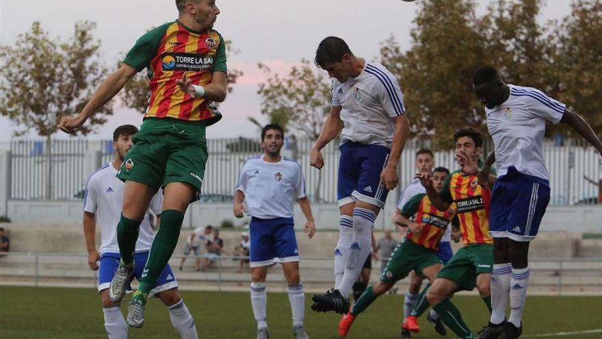 El CD Castellón golea con autoridad al CD Torrevieja y sigue en racha (0-3)