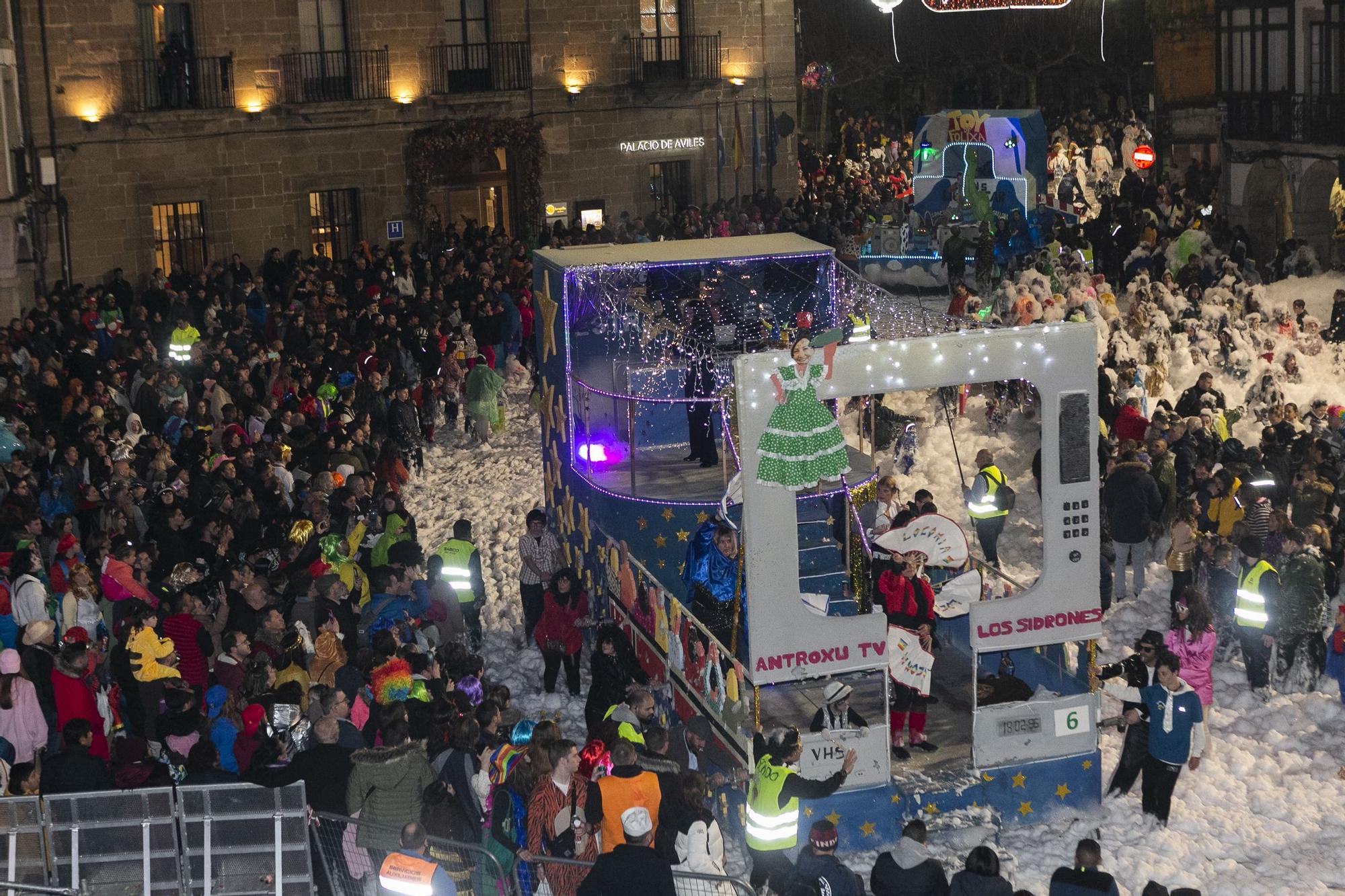 EN IMÁGENES: Así ha sido el Descenso de Galiana del Antroxu de Avilés 2023