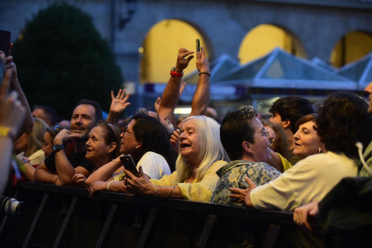 Accidentado concierto de Luz Casal para abrir las fiestas de María Pita en A Coruña