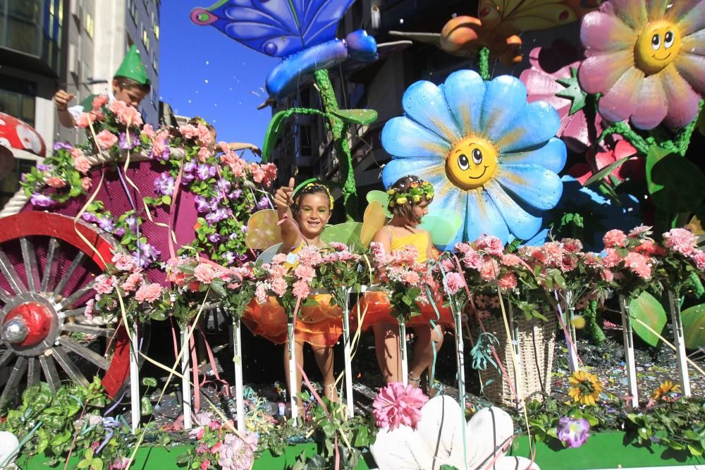 La Batalla de las Flores volvió a repetirse en la ciudad del Miño dos años después