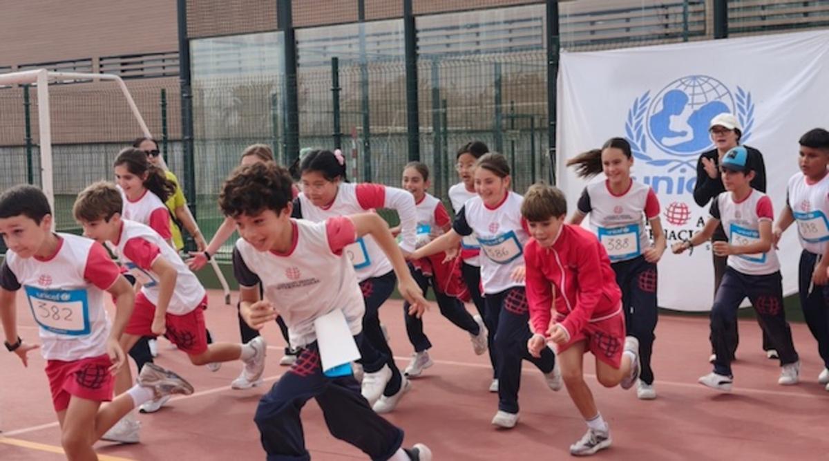 Carrera Solidaria por la Infancia del Colegio Arenas Internacional