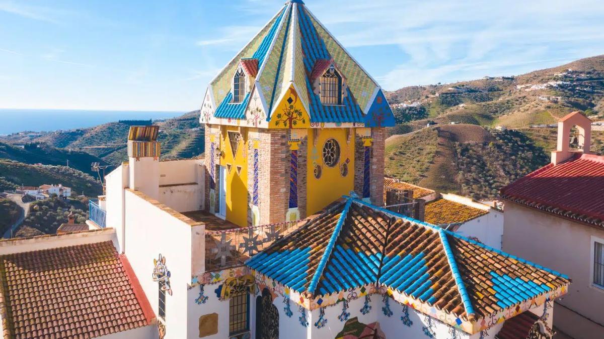 La 'Casa Museo de la Axarquía', en El Valdés, se ha convertido en una de las joyas escondidas de Málaga gracias al 'Gaudí de la Axarquía'.