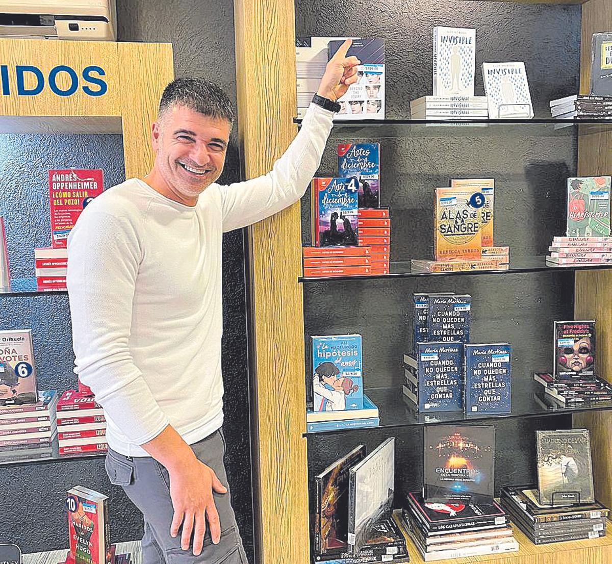 Eloy Moreno en su visita a la famosa Feria del Libro de Guadalajara (México)